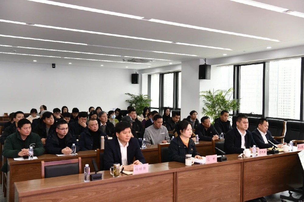 從“心”出發(fā)！江蘇遠洋“奮楫遠洋大學(xué)堂”開講啦！