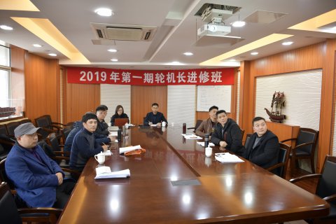 以案學(xué)法，促進(jìn)船舶廉潔建設(shè)